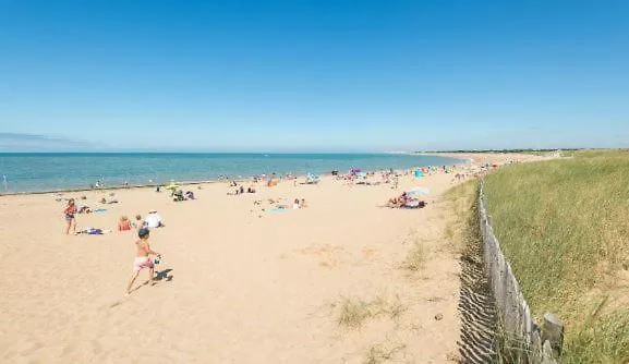 Les Pivoines Climatise, Proximite Et Foret 펜션